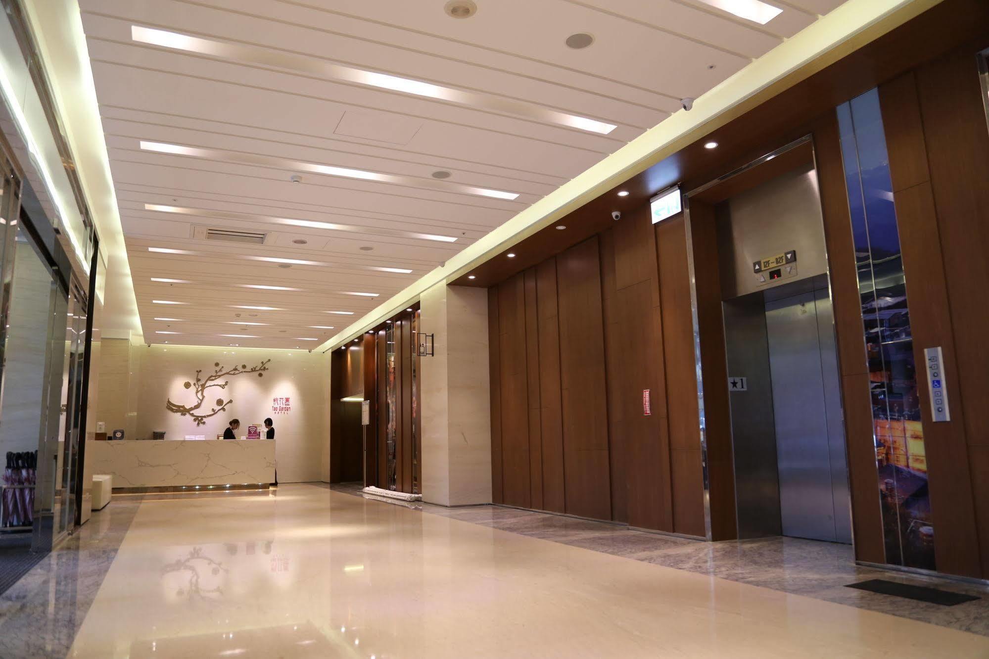 Tao Garden Hotel Таоуан Екстериор снимка